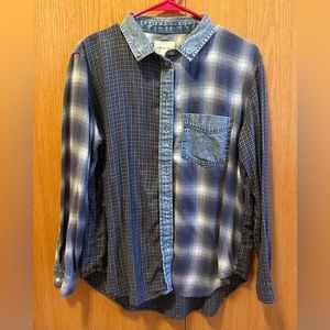 Women’s Flannel/Jacket! Brand: AE - Size: Small - Color: Blue